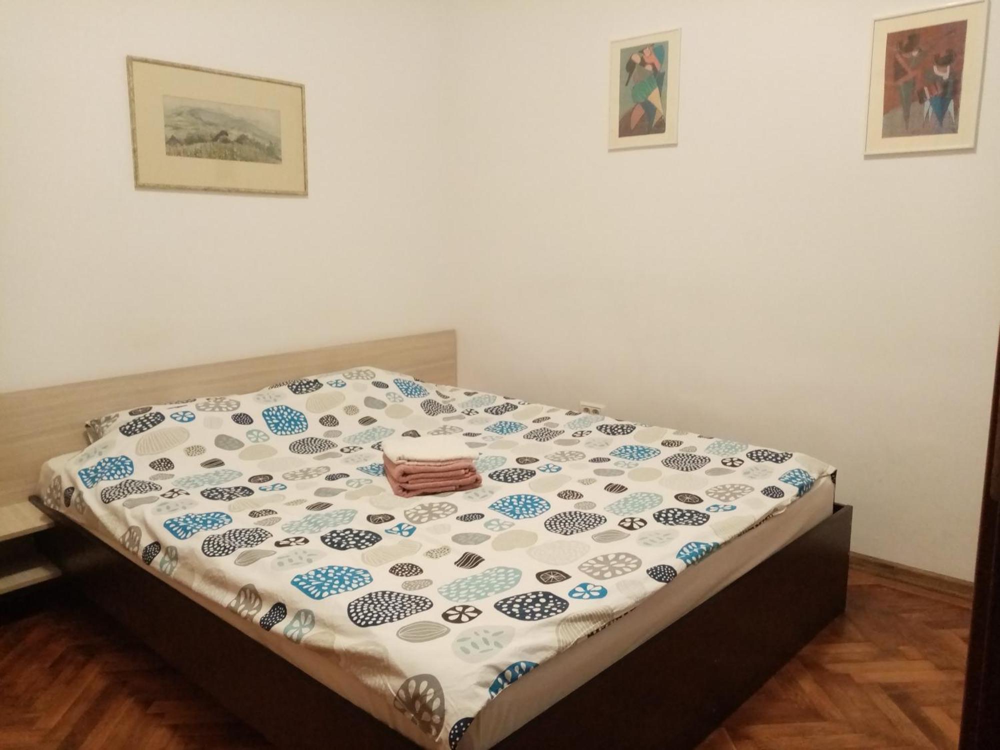 Central Studio In Historic Center Braşov Esterno foto
