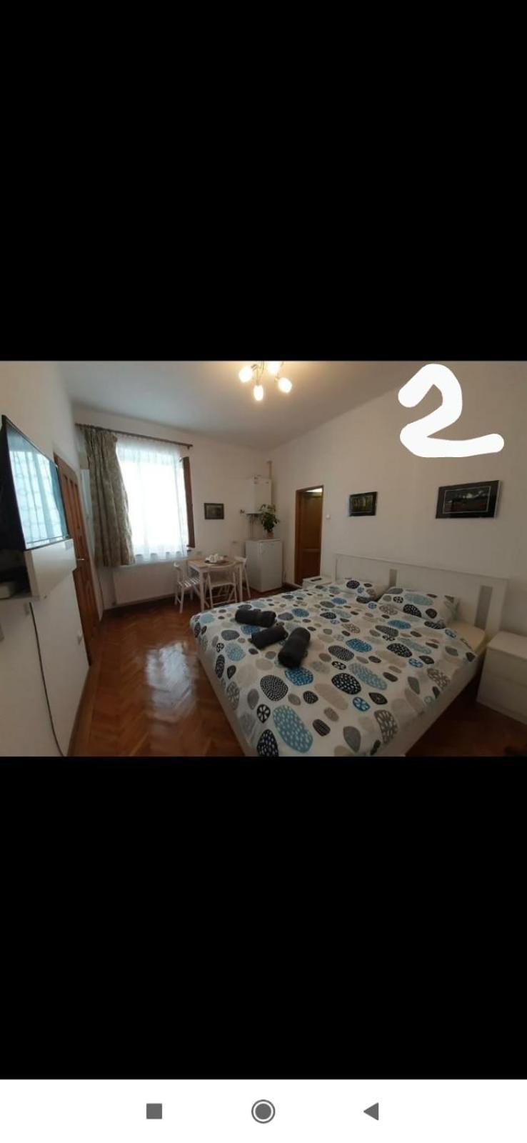 Central Studio In Historic Center Braşov Esterno foto